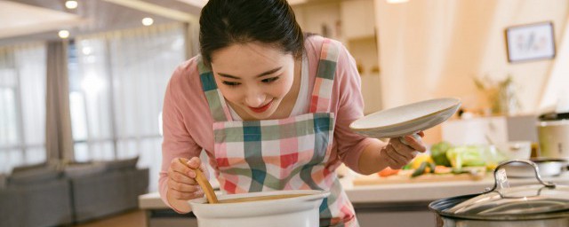 蘑菇大骨头汤怎么做 制作蘑菇大骨头汤的要领