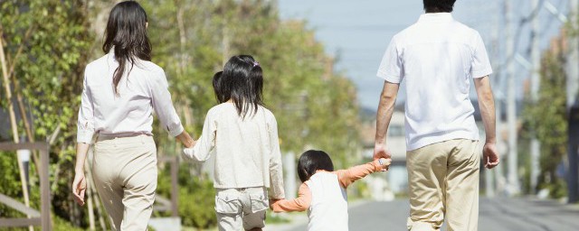 小孩子拜干爹干妈有什么禁忌 小孩子拜干爹干妈有什么讲究