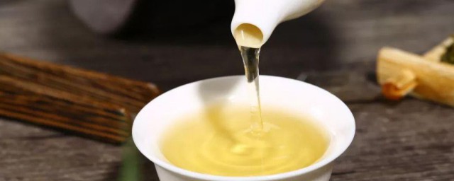 茶叶水变黄是什么原因 为什么茶叶水变黄