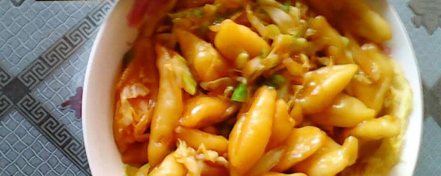 包菜炒面疙瘩制作方法 怎么包菜炒面疙瘩
