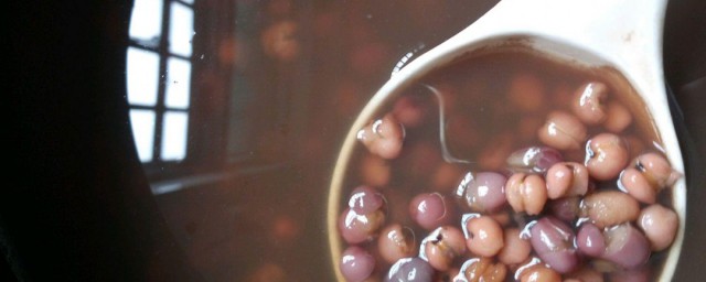 红豆薏米可以放冰糖吗 红豆薏米可不可以放冰糖