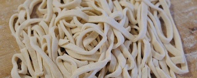 手擀面家常做法次序 怎样做手擀面