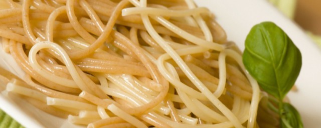 煮全麦面条的家常做法次序 全麦面条的烹饪技巧分享