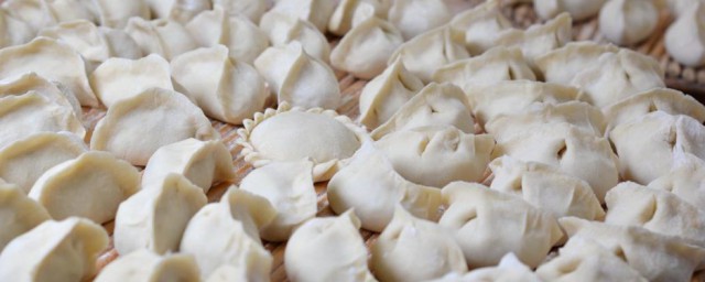 茭白水饺做法次序 怎样制作茭白水饺