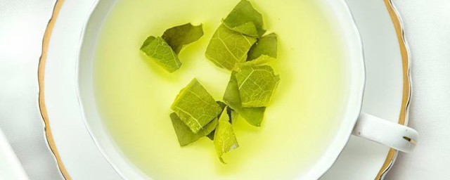 吃完油腻食物可以喝荷叶茶吗 感觉太油腻了能不能喝荷叶茶