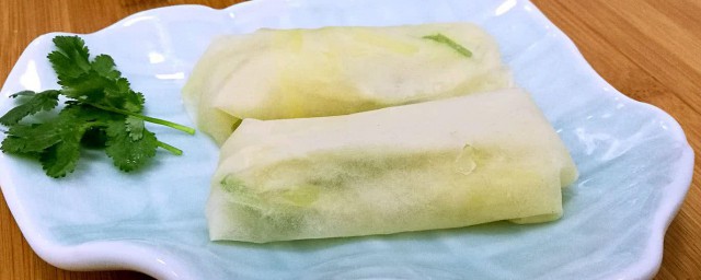 速冻春饼怎样做 简单制作春饼的技巧