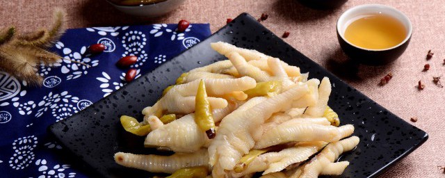 如何做泡椒无骨鸡爪 泡椒无骨鸡爪的做法