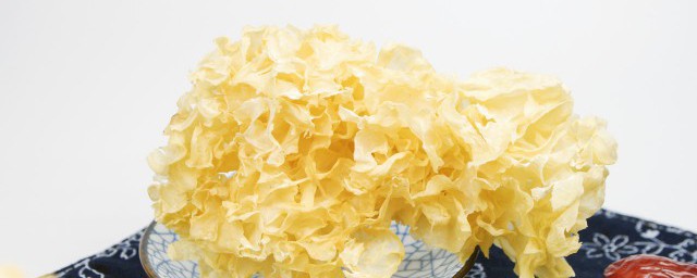干银耳放了两年还能吃吗 干银耳放了两年可不可以继续吃
