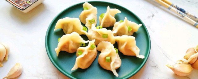 火腿肠萝卜馅饺子怎样做 火腿肠萝卜馅饺子做法简介