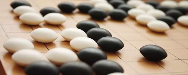 为什么围棋第一步不能下天元 围棋第一步不能下天元的原因