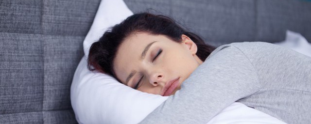 女人梦见西瓜但是没吃有什么征兆 女人梦见西瓜但是没吃预示着什么