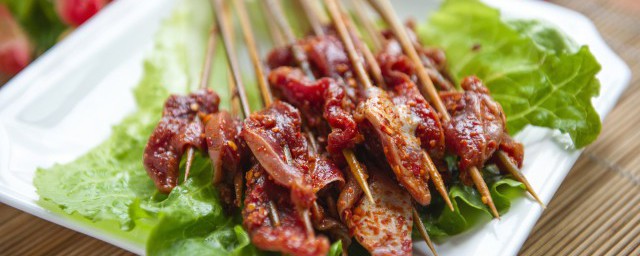 烧烤串串制作技巧 烧烤串串怎样做好吃