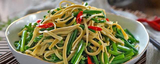菜苔炒千张如何做 韭菜苔炒千张做法