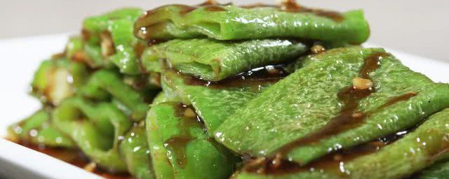 怎样做好吃的虎皮青椒 制作虎皮青椒的技巧