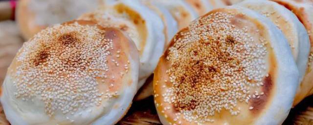 最老式贴饼子的做法是什么 什么是最老式贴饼子
