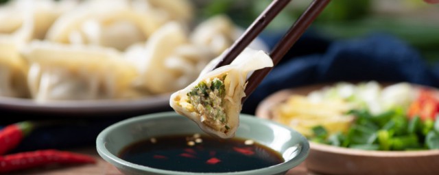 芹菜水饺的做法 猪肉芹菜水饺的烹饪要领