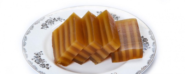 红枣泥马蹄糕的做法 红枣泥马蹄糕的做法简单简介