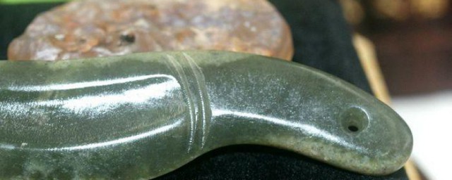 岫玉可以用刀子划吗 岫玉可不可以用刀子划