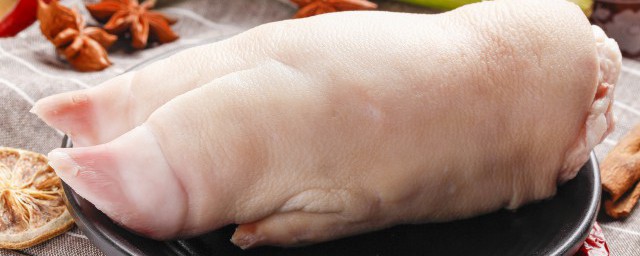 母乳猪蹄黄豆汤怎样做 怎样做下奶的猪蹄黄豆汤?