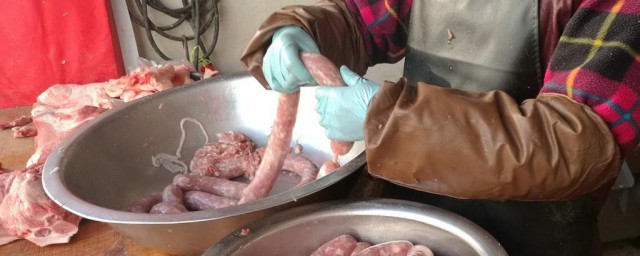 灌香肠的肉要不要洗 灌香肠的肉要洗吗