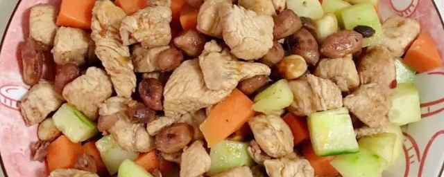 怎样做鸡胸肉炒胡萝卜 鸡胸肉炒胡萝卜的做法