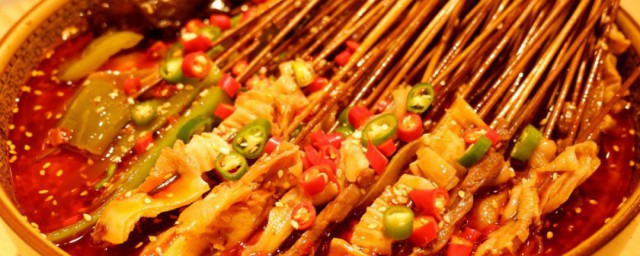 乐山钵钵鸡 乐山钵钵鸡做法简介