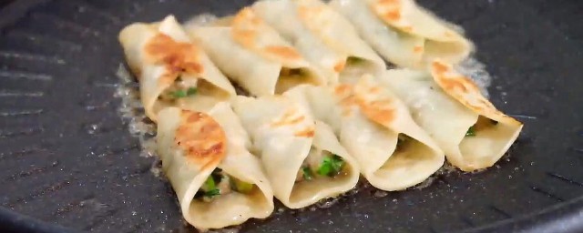 韭菜猪肉锅贴的做法 如何做韭菜猪肉锅贴