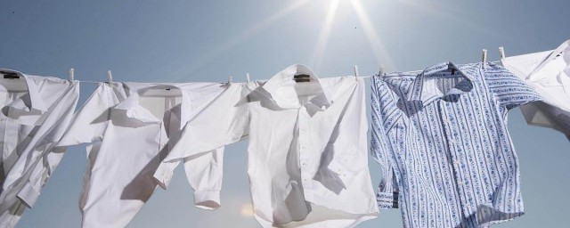 白色的衣服怎样洗白 怎样洗白衣服更白
