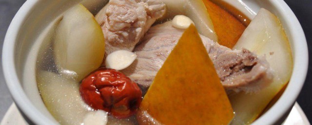 砂锅老黄瓜怎样做好吃 老黄瓜炖烧肉骨怎样做好吃
