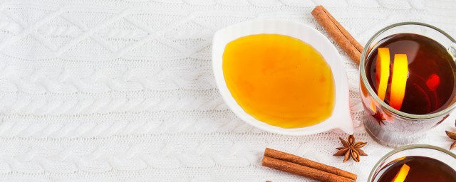 柠檬冰糖煮水要领 柠檬炖冰糖的准确做法