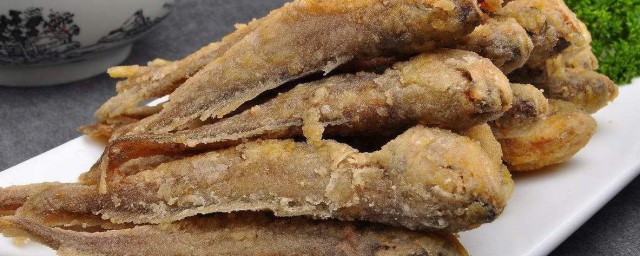 怎样做油炸小黄鱼才好吃呢 制作油炸小黄鱼的技巧