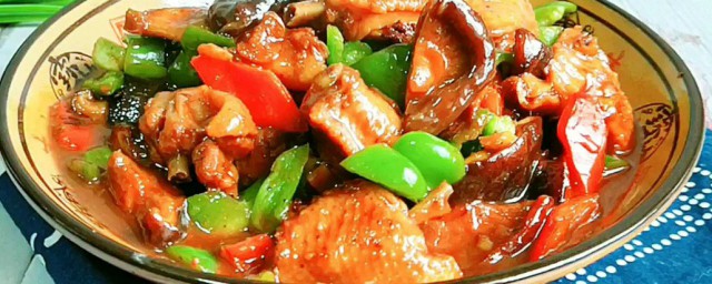 土豆烧鸡 制作土豆烧鸡的技巧
