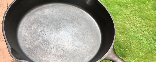 铸铁锅怎样洗 铸铁锅怎样洗