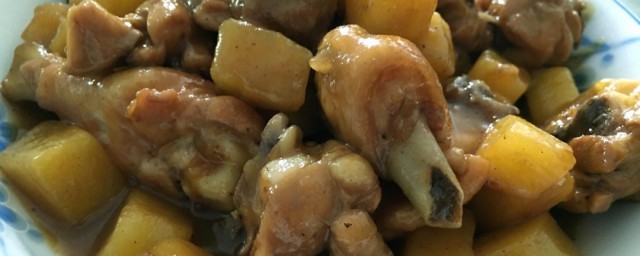 土豆香菇公鸡煲如何做 如何做香菇土豆炖鸡