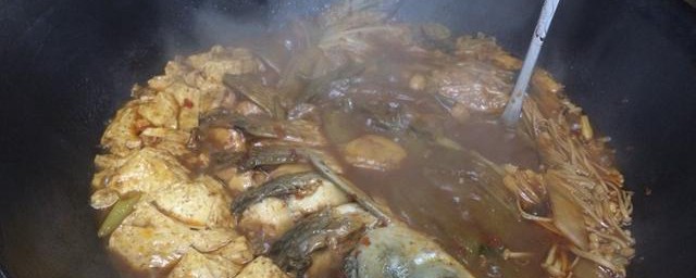 铁锅炖大鱼的做法 铁锅炖大鱼怎么做