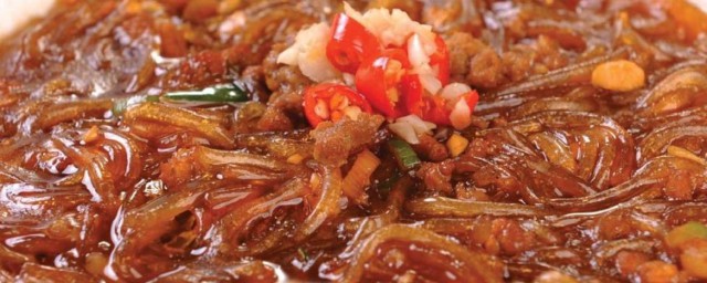 小菜炖粉条怎样做 小菜炖粉条做法
