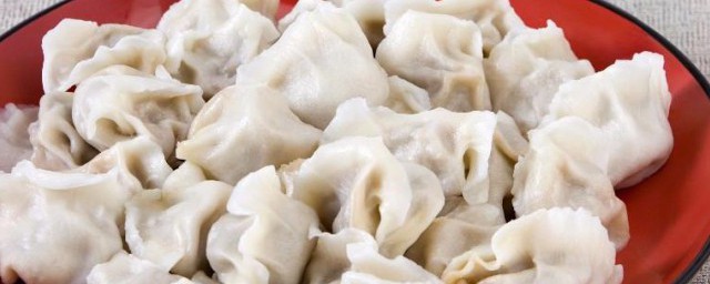 冬芛包饺子怎样做 冬芛包饺子的做法