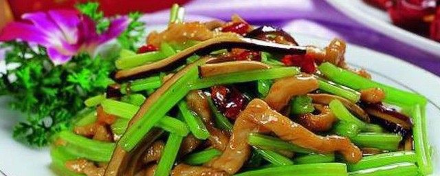 炒芹菜肉丝步骤 做炒芹菜肉丝的方式