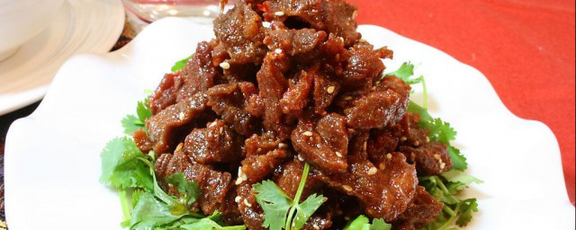 红烧牛肉最正宗的做法和配方 自己做红烧牛肉的技巧