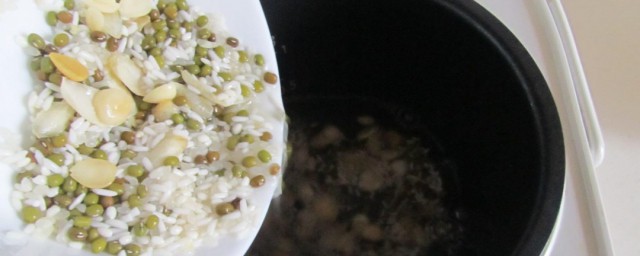 电饭锅怎样做辅食粥 电饭锅辅食粥的做法
