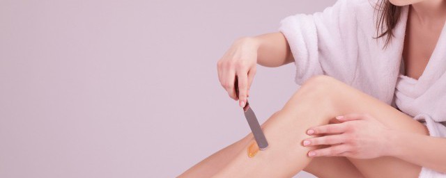 女生脱汗毛怎样做 除汗毛的3种技巧
