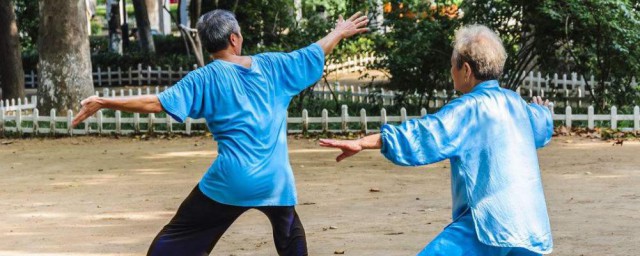 老年人夏季健身要领 老年人夏季怎么健身