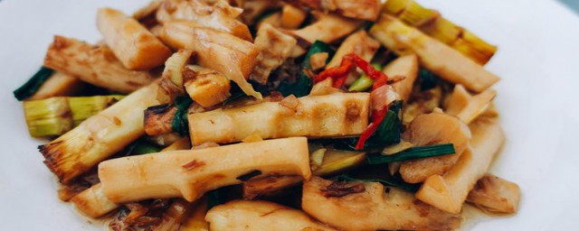 鲜笋平鱼片怎样做 鲜笋平鱼片的做法