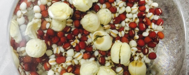 红豆莲子羹的制作技巧 怎样制作红豆莲子羹
