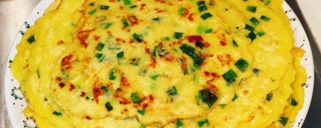 鸡蛋煎饼怎样做才好吃 鸡蛋煎饼做法