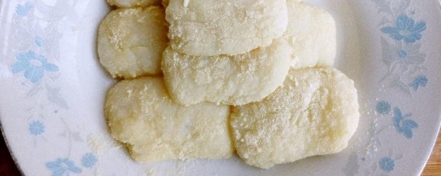 菠萝蜜叶糍粑怎样做 菠萝蜜叶糍粑的制作技巧