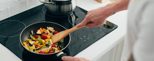 沙茶蚕豆炒鸡丁 沙茶蚕豆炒鸡丁的做法