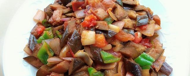 如何做好吃土豆洋葱炒茄子 怎么做好吃土豆洋葱炒茄子