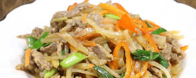 熏牛肉炒萝卜丝怎样做 熏牛肉炒萝卜丝做法简介