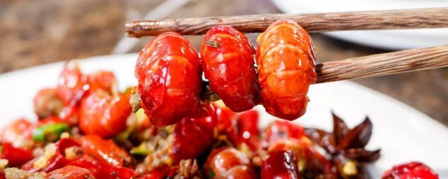 怎样制作家常蒜蓉炒虾尾 怎样制作家常蒜蓉炒虾尾